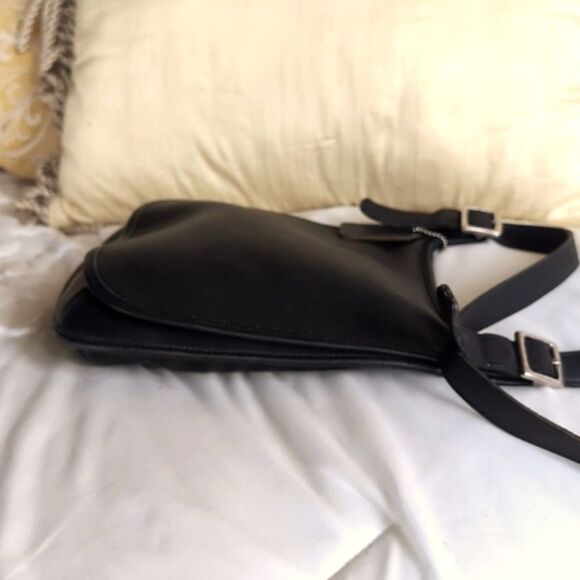 Vintage Coach Black 🖤 Leather Slim Hippie Flap Crossbody Saddle Messenge - Picture 5 of 17